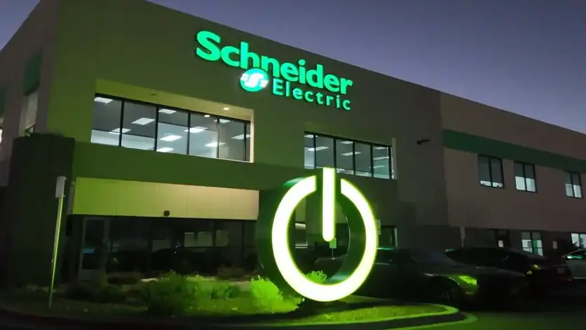 Schneider Electric, Veri Merkezi Enerji Yönetimi ve Fiziksel Altyapı Çözümlerini Genişletiyor